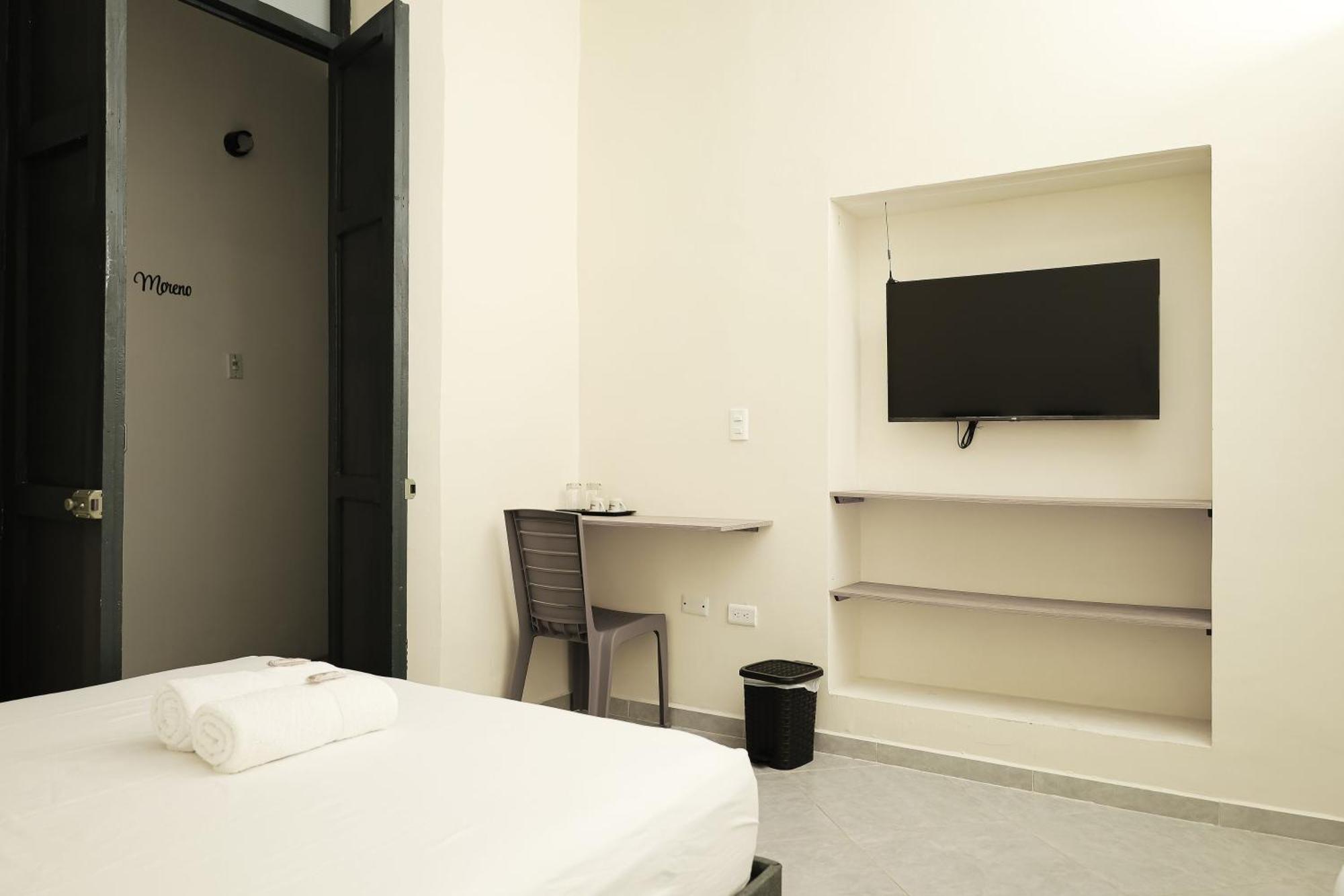Casa Comala Hotel Букараманга Екстериор снимка