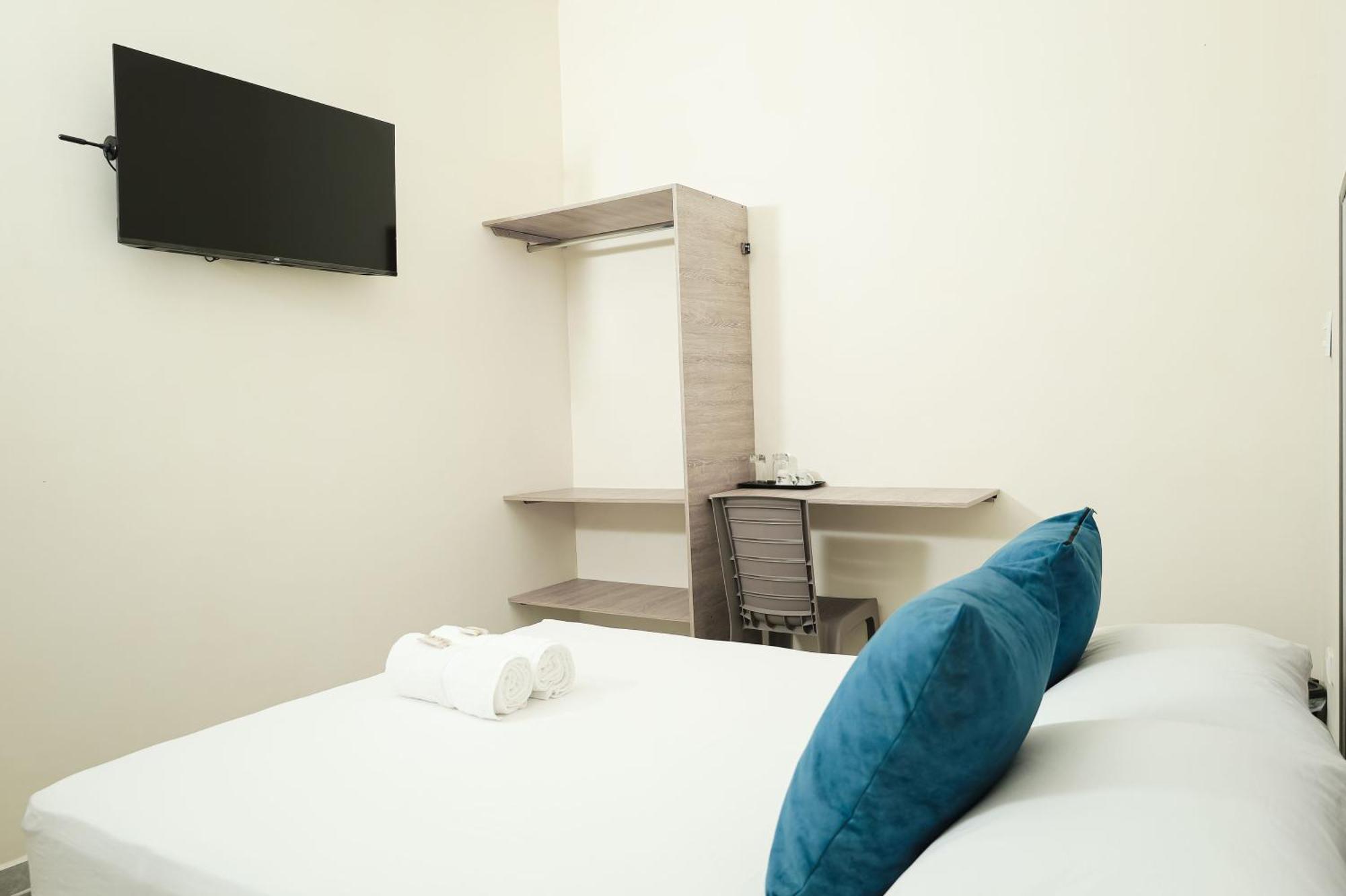 Casa Comala Hotel Букараманга Екстериор снимка